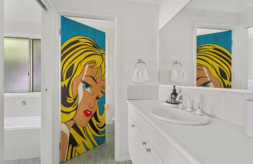 Tarbuck Bay House | Marine Villa