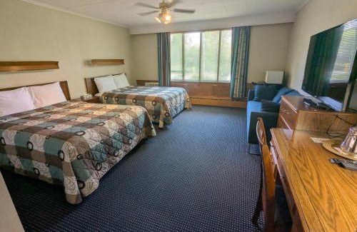 Collingwood Hotel | Mariner motor hotel