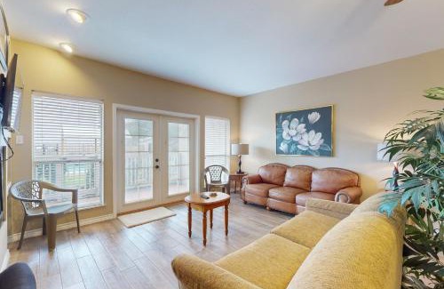 El Lago Apartment | Mariner Village 108