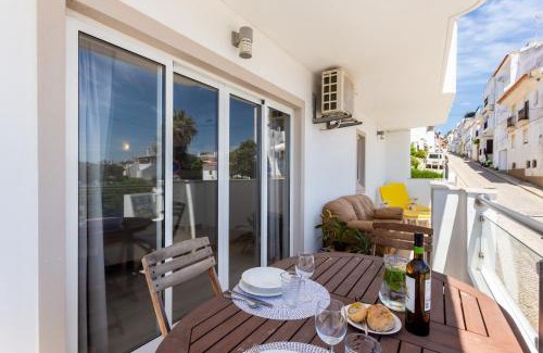 Praia da Luz Apartment | Mariners (5) - Bright and stylish apartment - walk to the beach
