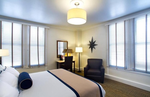 Union Square Hotel | Marines Memorial Club & Hotel