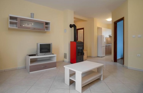 Bratulici House | Mario 1 by Interhome