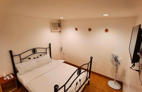 Marikina Apartment | Marion Hotel