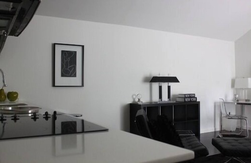 Marion Center Apartment | Marion -Village Handsomely Furnished Loft - Business Or Vacation.Perfect !