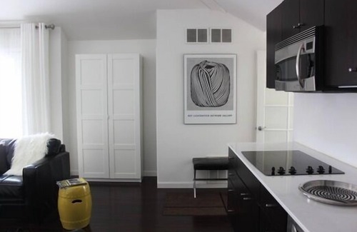 Marion Center Apartment | Marion -Village Handsomely Furnished Loft - Business Or Vacation.Perfect !
