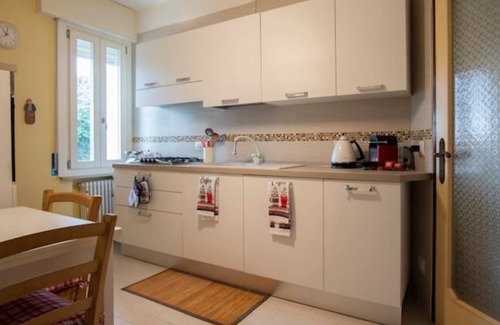 Treviso Apartment | Mariposa[30'from Venice] Free parking in luxury garden