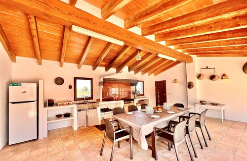 Fustera Villa | MARIPOSA - Cosy country house with pool and mountain views