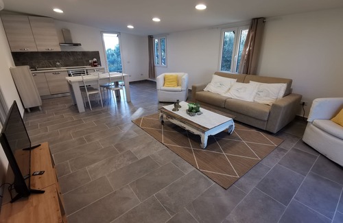Olbia House | MARIPOSA HOUSE PORTO ROTONDO