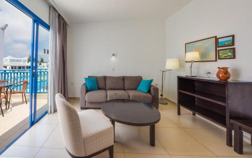 Ayia Napa Resort | MarisMare Apartments