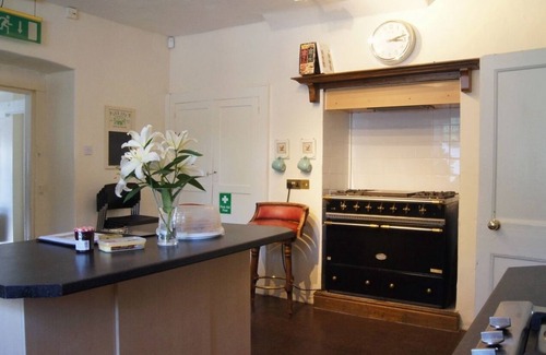 Clearbrook Cottage | MARISTOW BARTON, pet friendly, luxury holiday cottage in Milton Combe