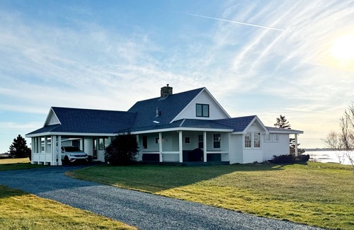 Lunenburg County House | Maritime estate with 4 miles of coastline, and an elegant 18th Century farmhouse