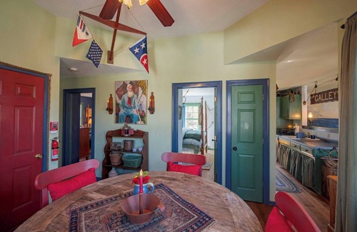 Stonington House | Maritime History Meets Modern Comfort at the Carriage House in Old Mystic, CT!