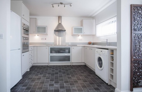 Castle Apartment | Maritime Quarter - 2 Bedroom Apartment - SA1 Beach Front (Fisherman's Way)