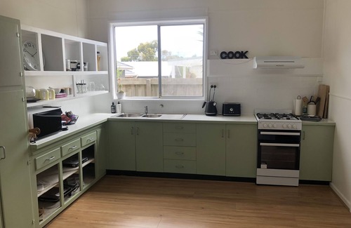 Wonthaggi Cottage | Marjalis Cottage, your perfect country getaway!