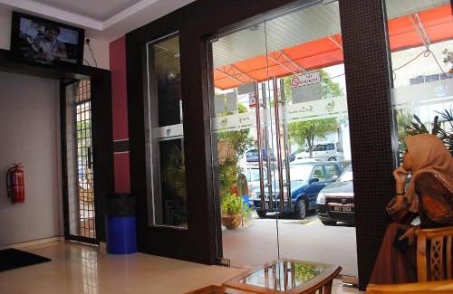 Kampung Gong Pauh Hotel | Marjan Hotel Sdn Bhd