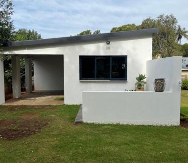 Piet Retief Apartment | Market on 5