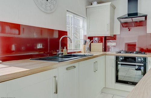 Woodstock House | Market Place Cottage | Woodstock Holiday Let | 3 Beds & Sleeps 6