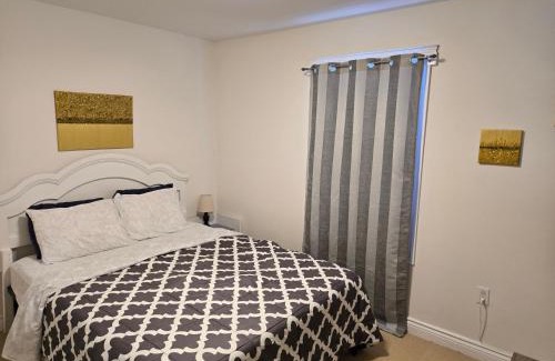 Saint John House | Market place room 2