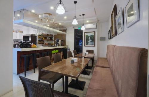 Mogpog Hotel | Marketpoint Hotel