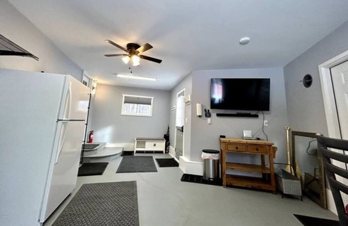 Merriweather House | MarkO's CabinnnRight on M28 outside of Bergland