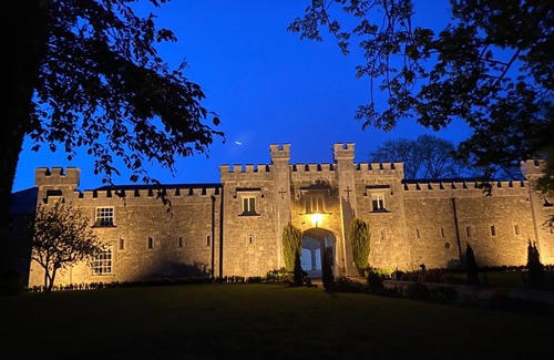 Collooney Bed & Breakfast | Markree Courtyard