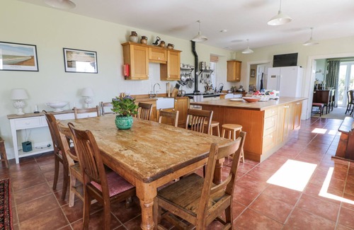 Newton Stewart House | MARL HOUSE, pet friendly, luxury holiday cottage in Whithorn