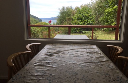 Anakiwa House | Marlborough Sounds relaxation with great views: close to Queen Charlotte walkway