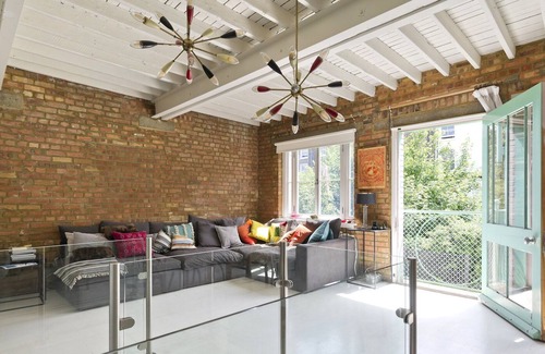 Junction Apartment | Marlborough Yard, by Veeve