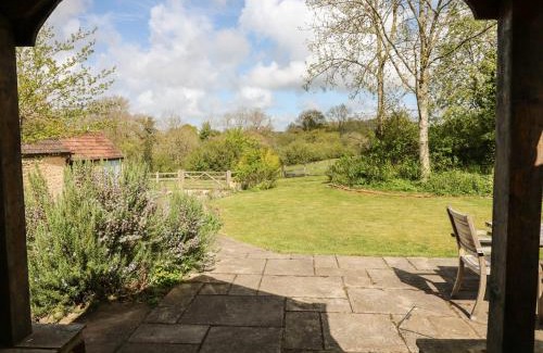 Bridport House | Marles Farmhouse