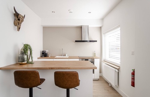 Zandvoort Apartment | Marley’s Beachhouse - Luxury Apartment with garden