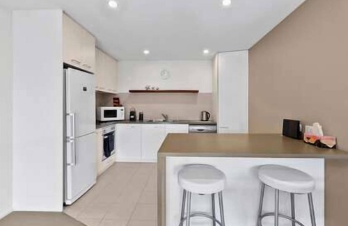 Queenscliff Apartment | MARLEYS Place