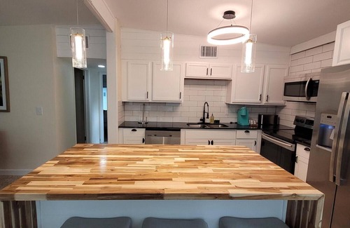 Vero Beach South House | Marlin House- Close to the beach, Cleveland Clinic, Downtown