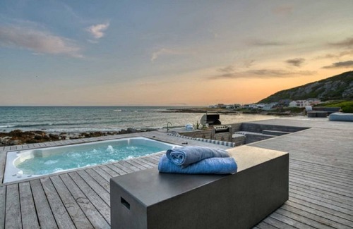 Struisbaai Villa | Marlin Manor