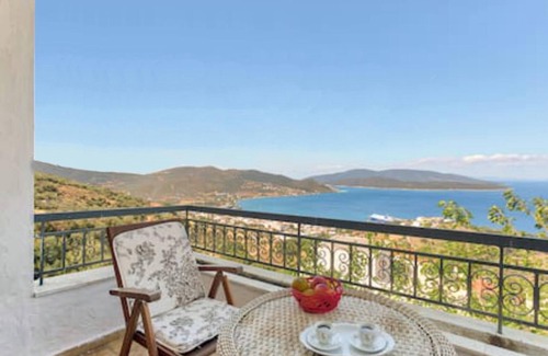 Marmari House | Marmari View - an independent two storey house