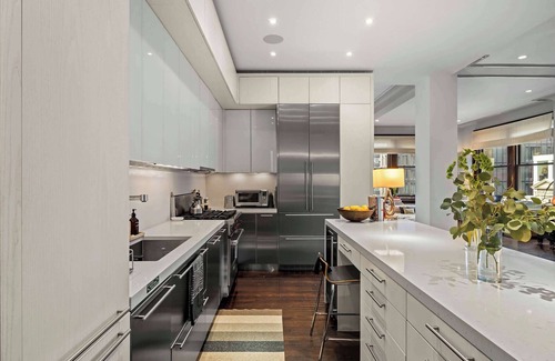 Chinatown Apartment | Marmont by Rove Travel | 4BR Loft w/Shared Rooftop
