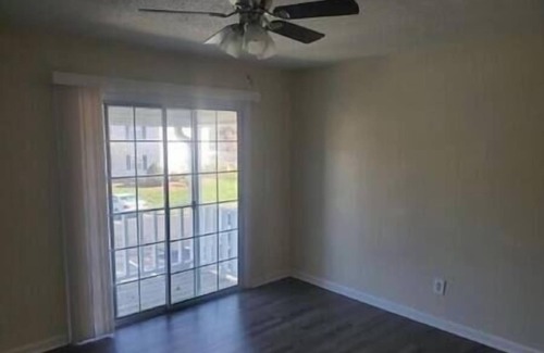 Greensboro Apartment | Maro's World - Hornaday