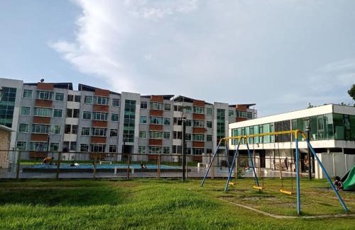Kota Kinabalu Apartment | Maroon House UA Homestay Sepanggar Kota Kinabalu