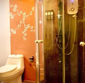 Old City Bed & Breakfast | maross bed and room