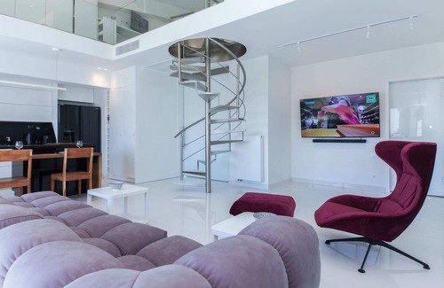 Amarousion Apartment | Marousi 2 Bd Modern Luxury Living with Shared Pool
