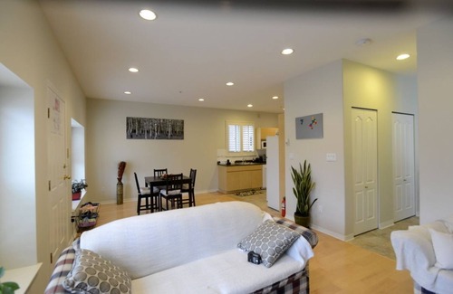 Marpole House | Marpole Guest House