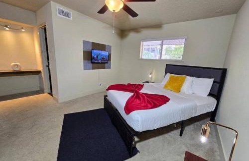 Uptown Apartment | Marquee Uptown Houston Galleria 2 bed 2 Bath