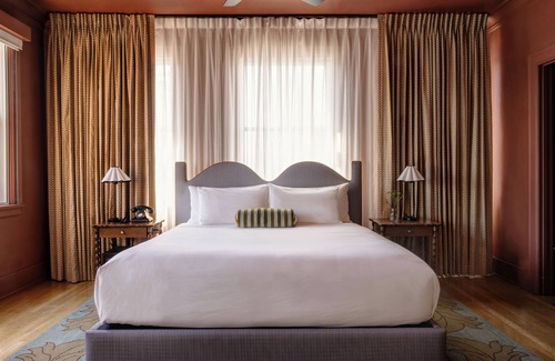 Lower Queen Anne Hotel | MarQueen Hotel