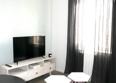 Annemasse Apartment | *Marquer* Bel appartement en centre-ville (M5)