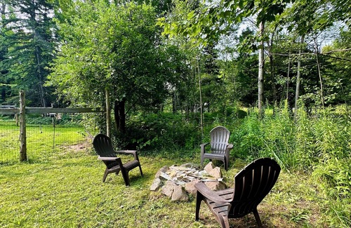 Marquette House | Marquette home centric to best hiking/biking trails, and beaches. Pet-friendly.