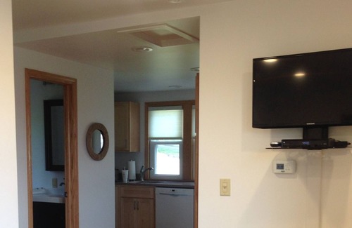 Marquette Apartment | Marquette. Walk to Lake Superior! Close to events & bike paths! AC + Free WiFi!