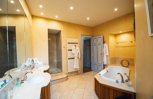 Filliere House | Marquise de Grollier Continued