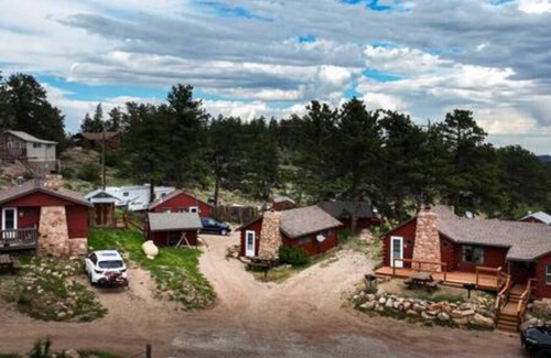 Red Feather Lakes Cabin | Marr's Mountain Cabins - Cabin 3