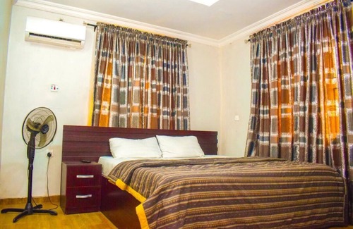 Loburo Hotel | Marrimatt Hotels