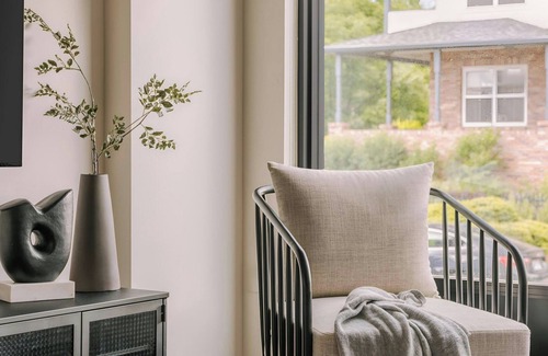 Jefferson Park Apartment | Marriott Bonvoy Sonder Bryant Apartments LoHi