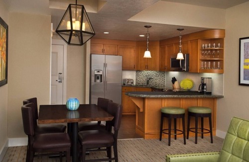 Lakeside Park Resort | Marriott Grand Residence Club, Lake Tahoe Studio (Guest Room)